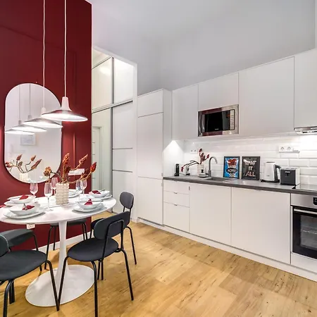 Luxury Downtown Twin Residences בודפשט
