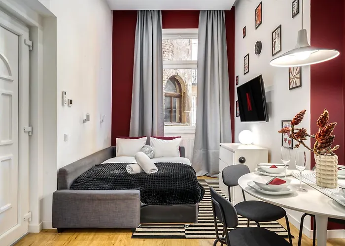 Luxury Downtown Twin Residences *