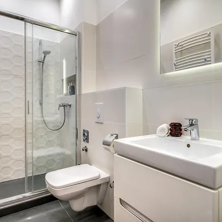 Luxury Downtown Twin Residences